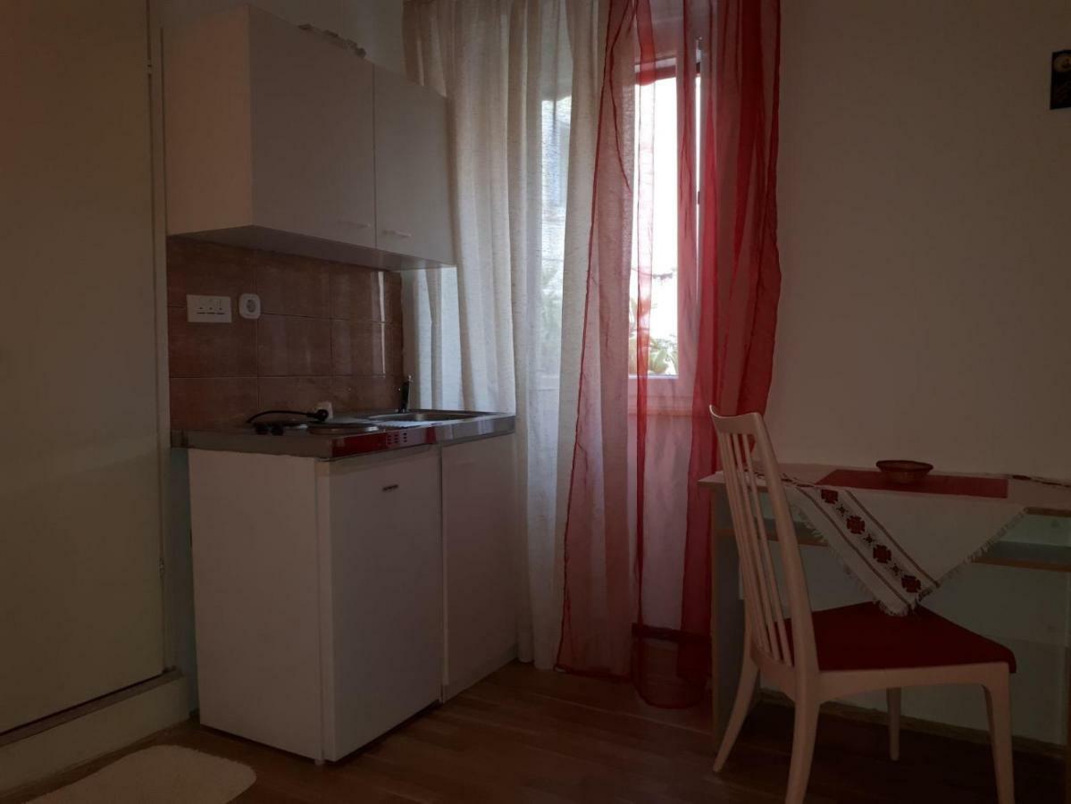 Guest House Robert I Mirna Bale Kültér fotó